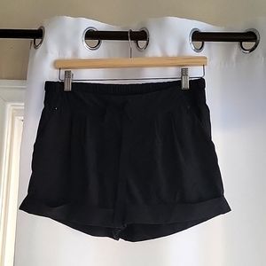 Lululemon Spring Break Away Short